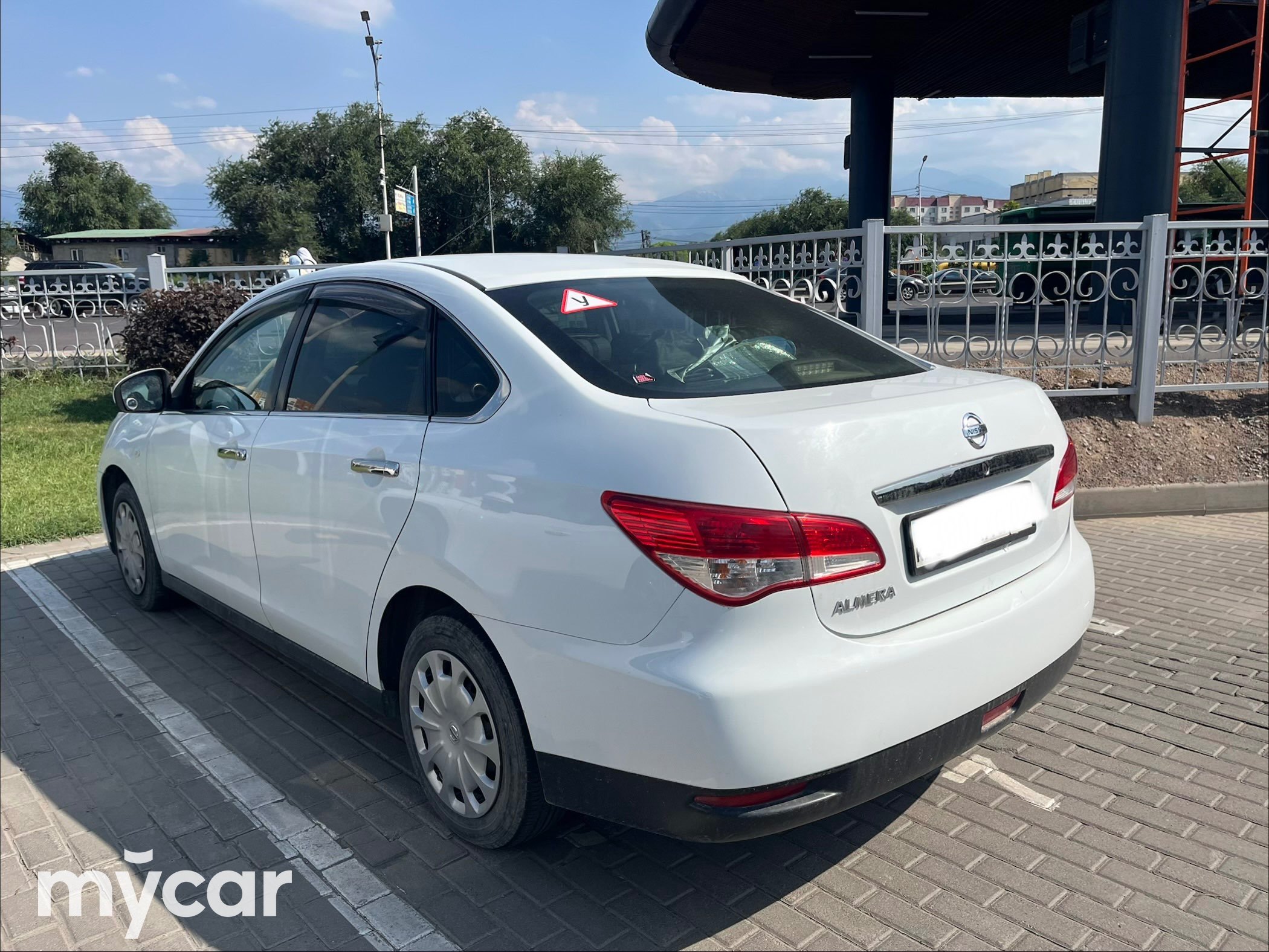 Nissan Almera 2017