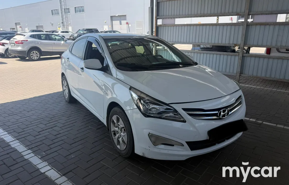 Hyundai Accent 2015