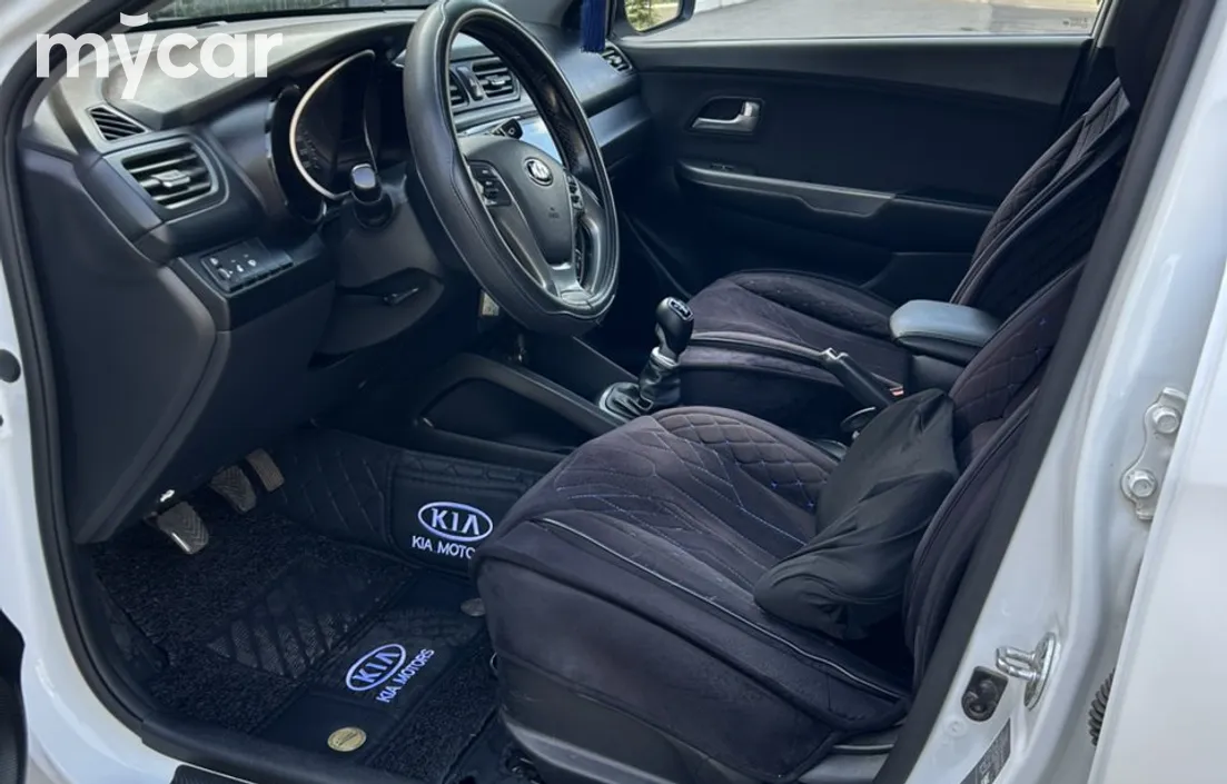 Kia Rio 2015