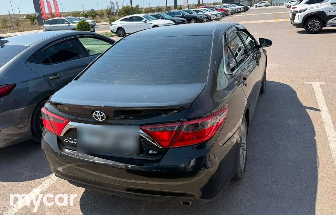 Toyota Camry 2016