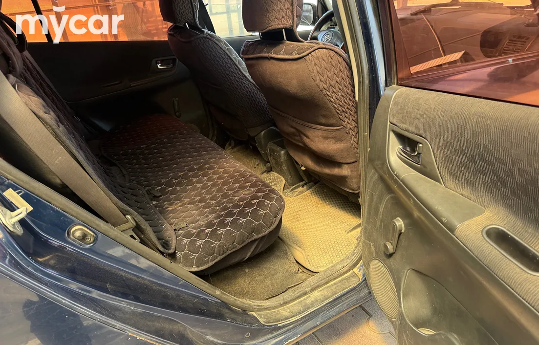 Toyota Corolla Verso 2001