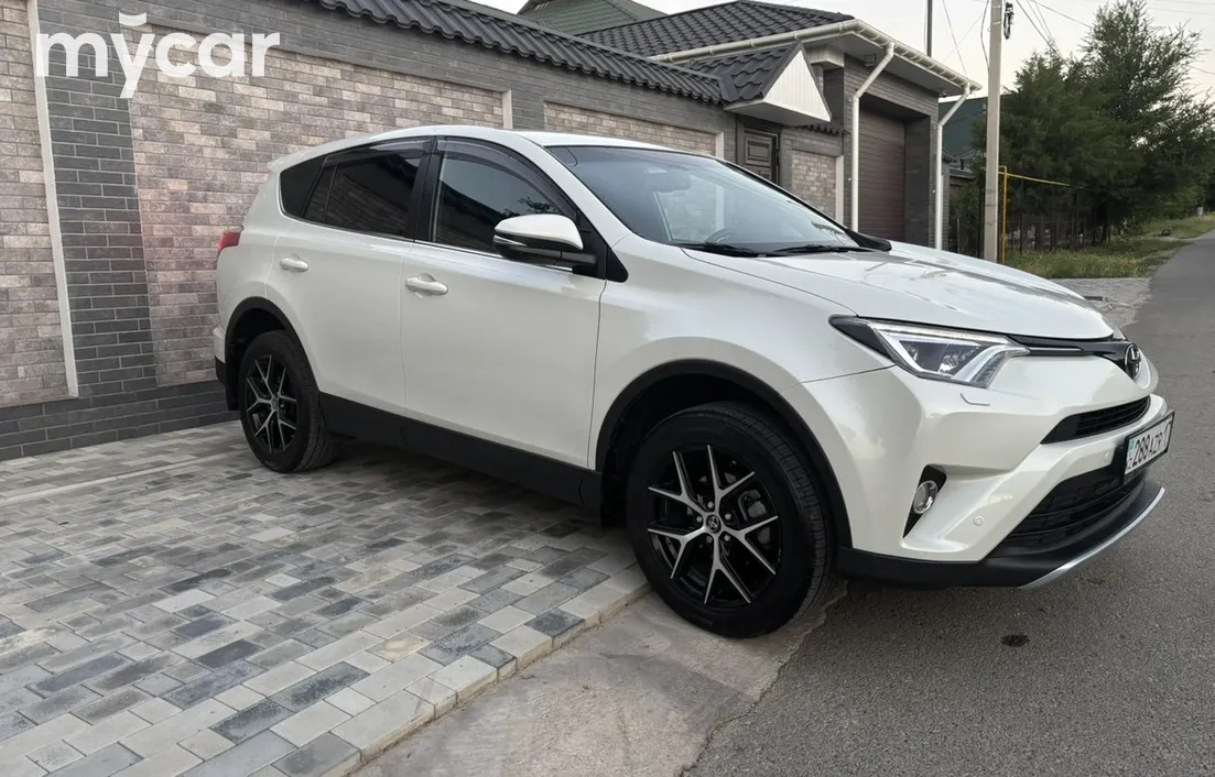 Toyota RAV4 2018