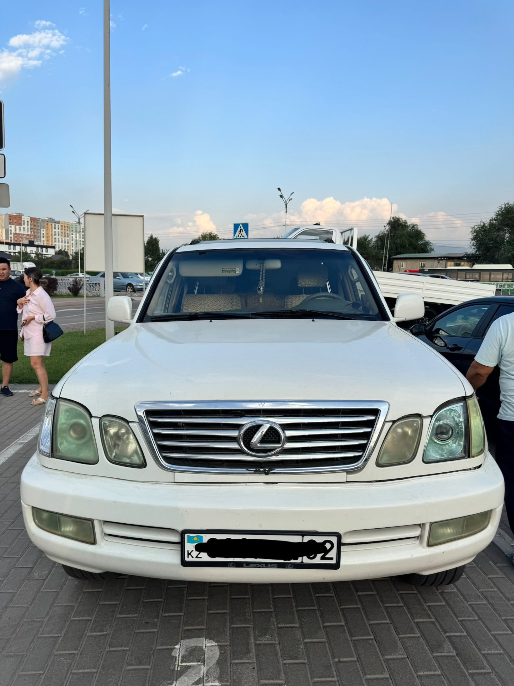 Lexus LX 1999
