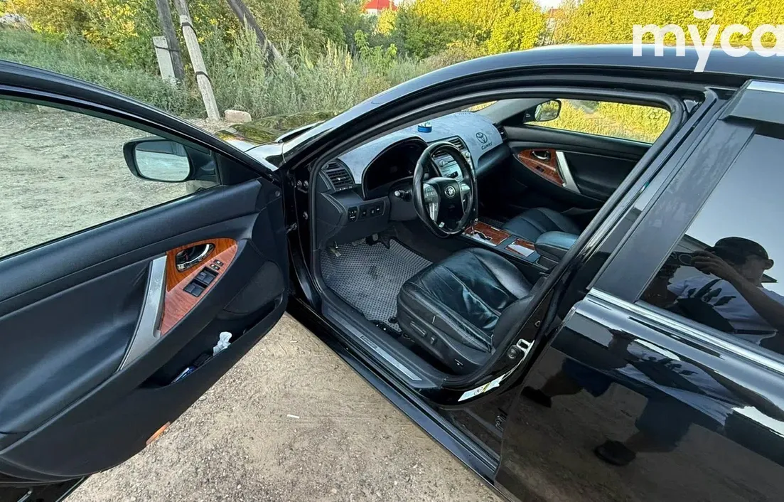 Toyota Camry 2010