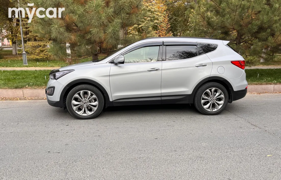 Hyundai Santa Fe 2013