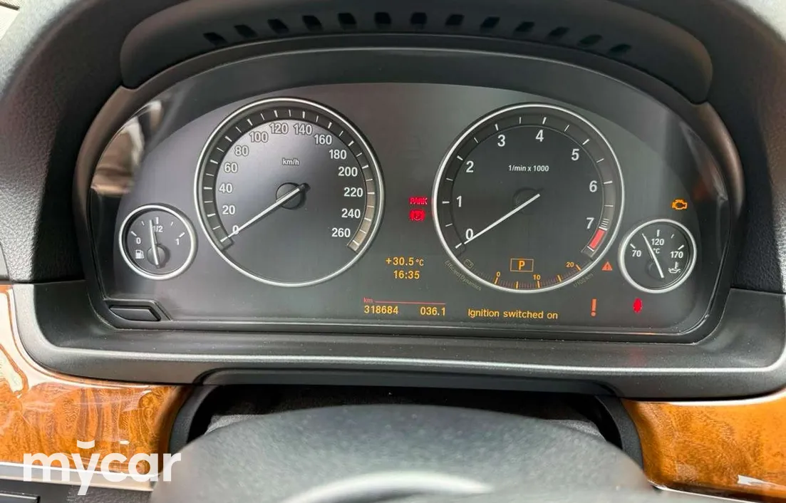 BMW 5 серия 2010
