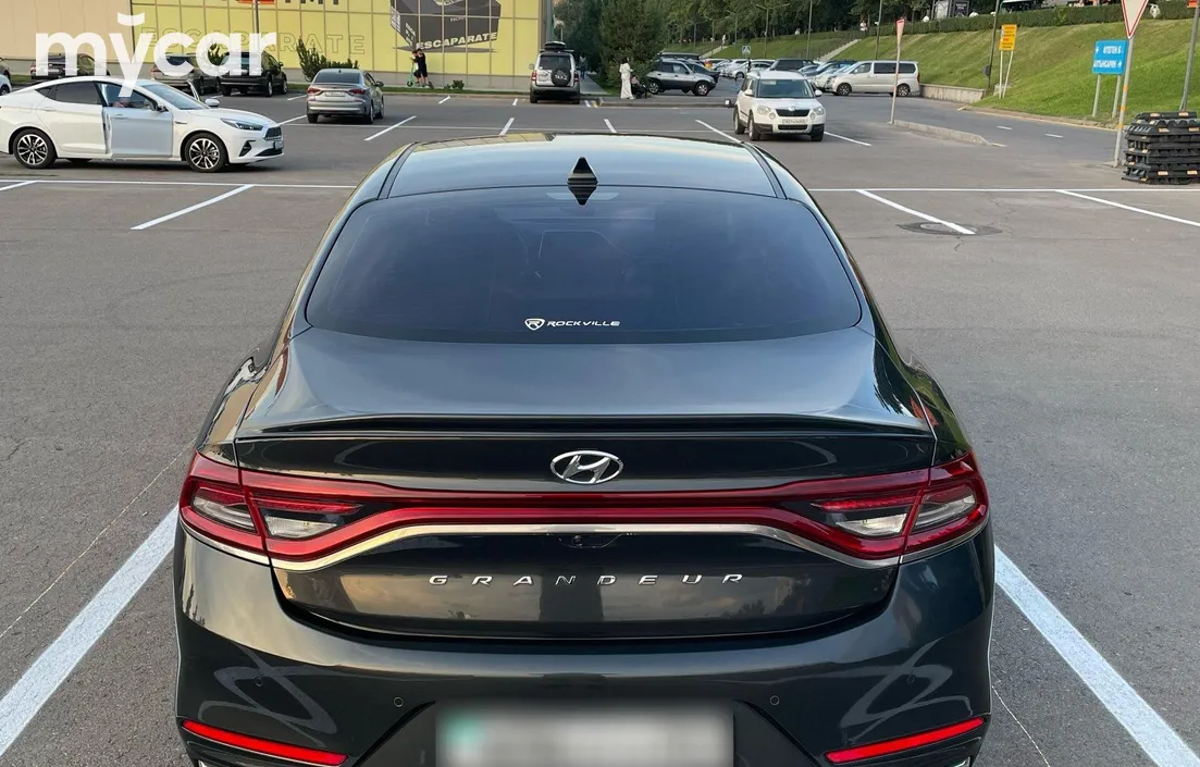 Hyundai Grandeur 2016