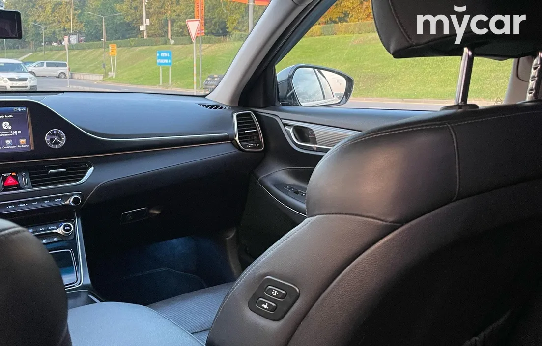 Hyundai Grandeur 2016