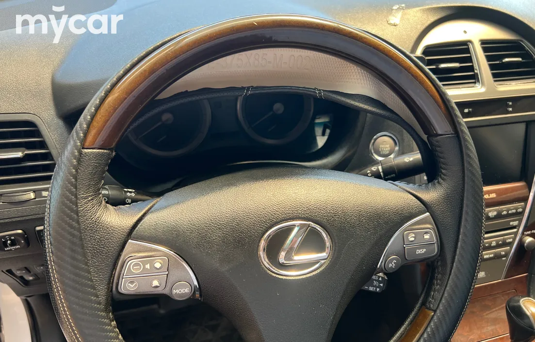 Lexus ES 2011