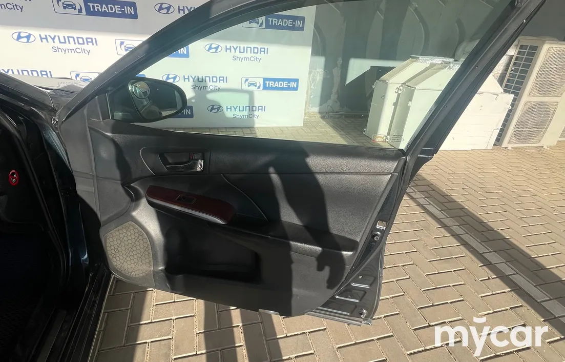 Toyota Camry 2013