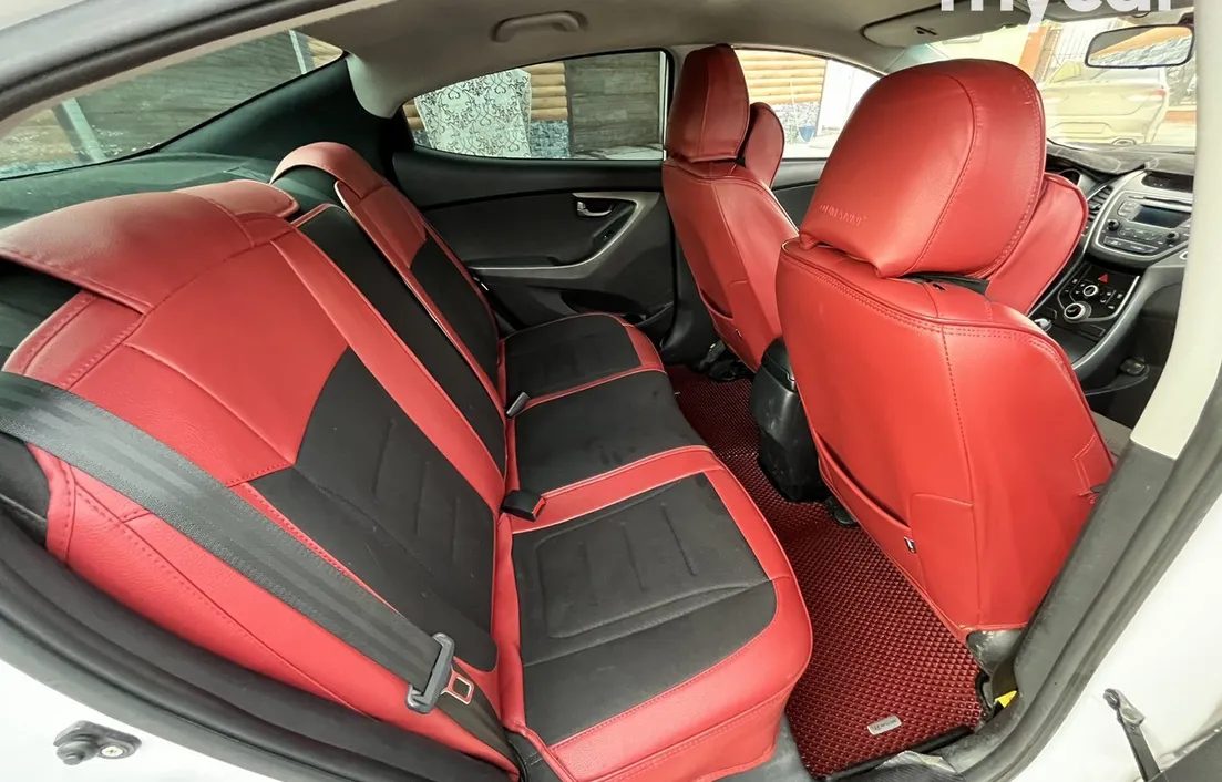 Hyundai Elantra 2015