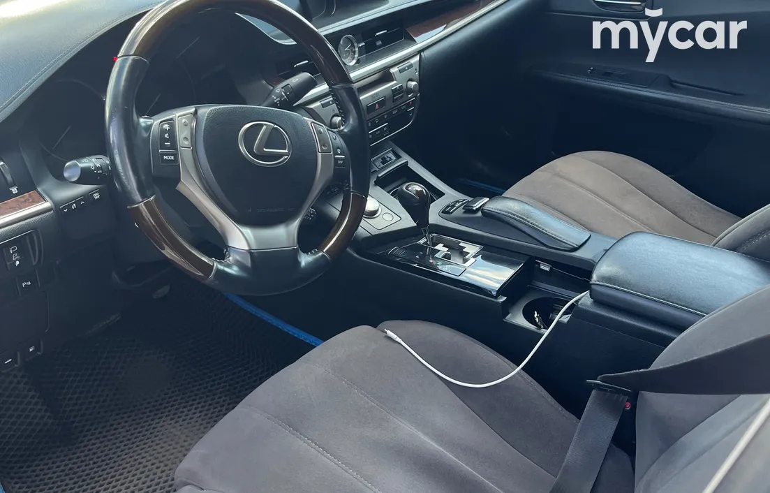 Lexus ES 2013