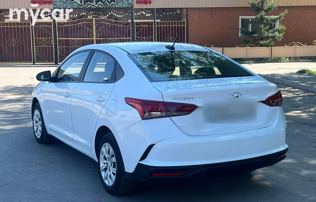 Hyundai Accent 2021