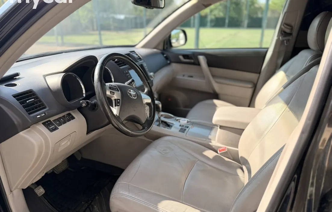 Toyota Highlander 2011