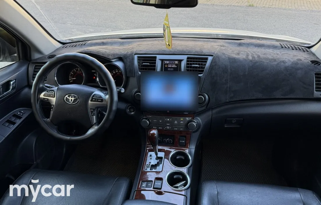 Toyota Highlander 2013