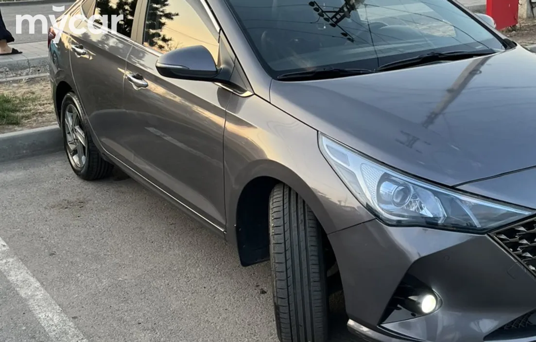 Hyundai Accent 2021