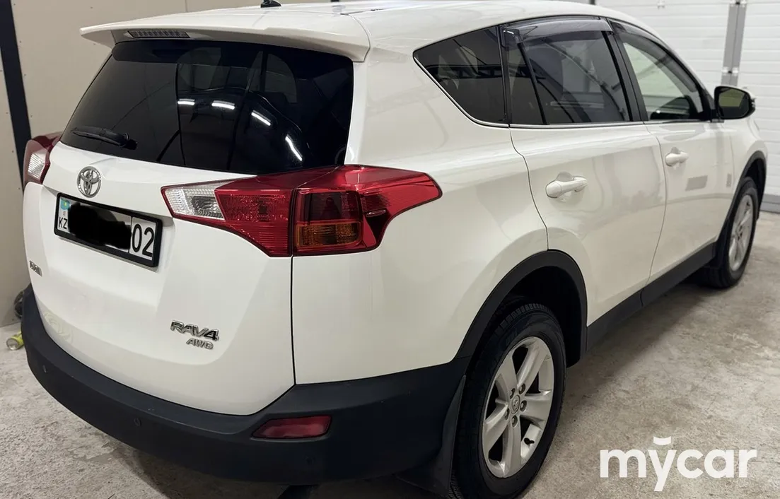 Toyota RAV4 2013