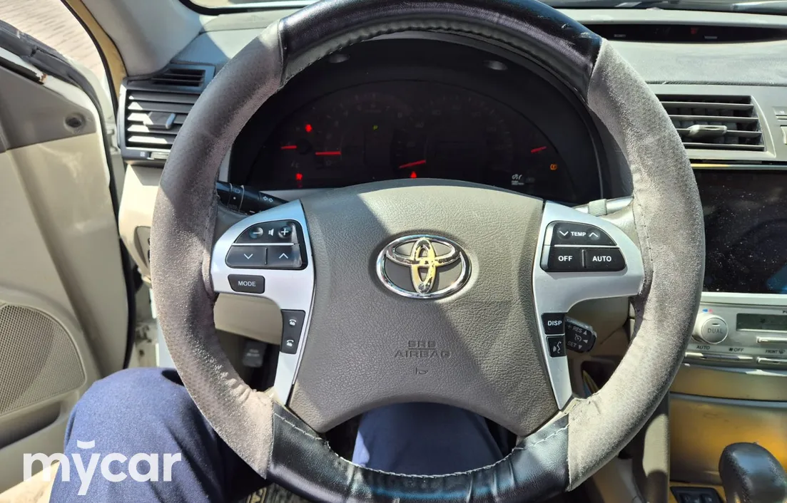Toyota Camry 2007