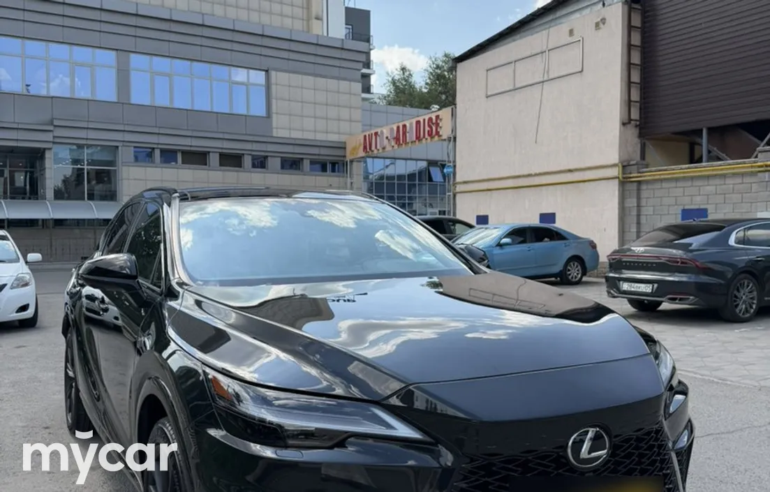 Lexus RX 2025