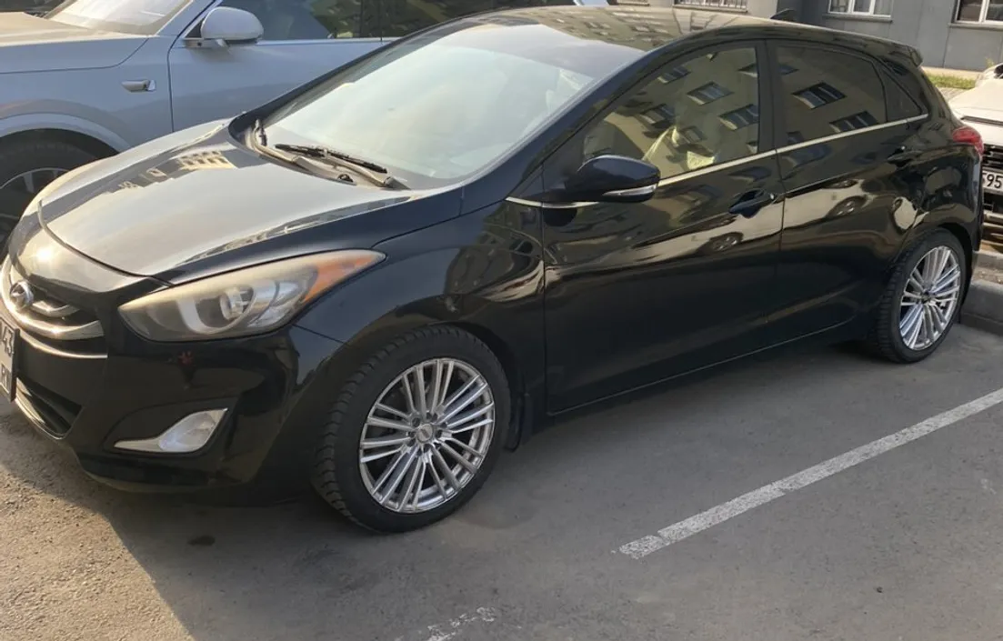 Hyundai Elantra 2013