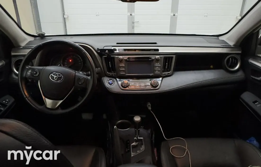 Toyota RAV4 2013