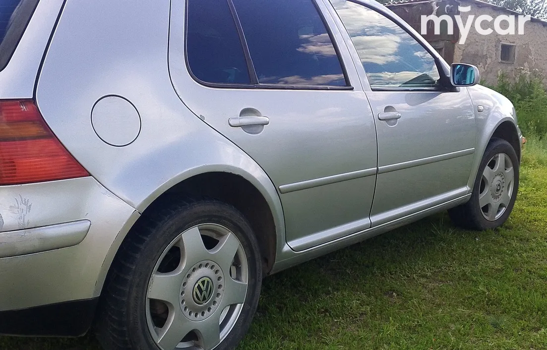 Volkswagen Golf 2003
