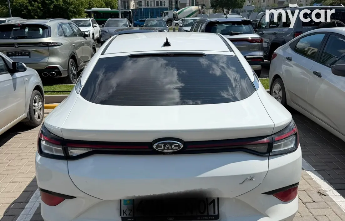 JAC J7 2023