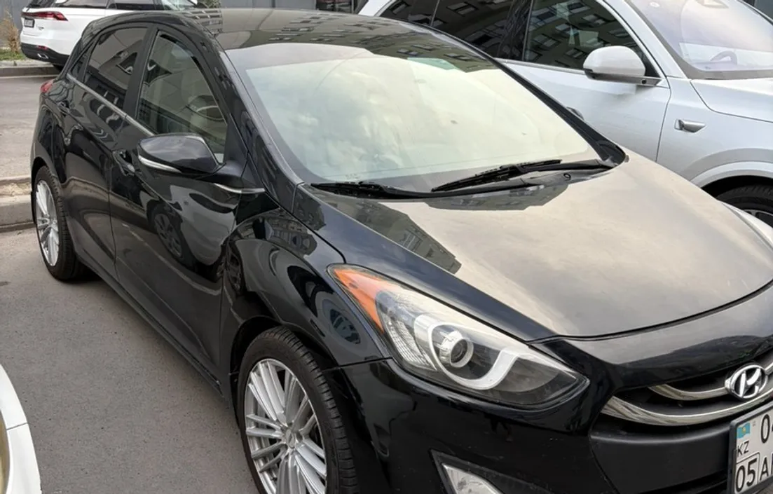 Hyundai Elantra 2013