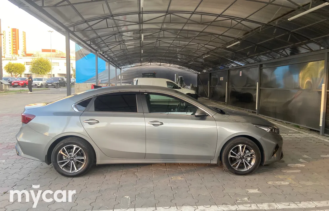 Kia Cerato 2025