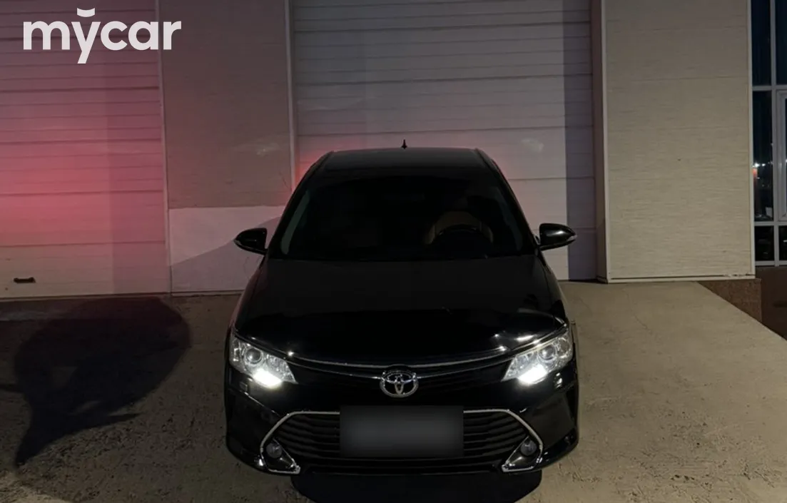 Toyota Camry 2016