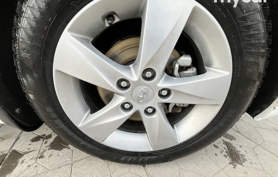 Hyundai Elantra 2015