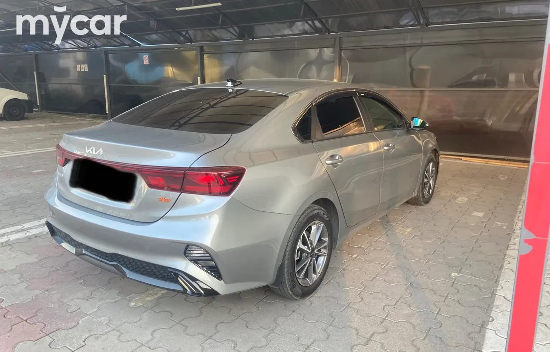 Kia Cerato 2025