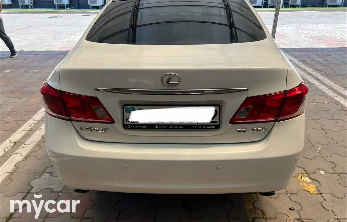 Lexus ES 2011