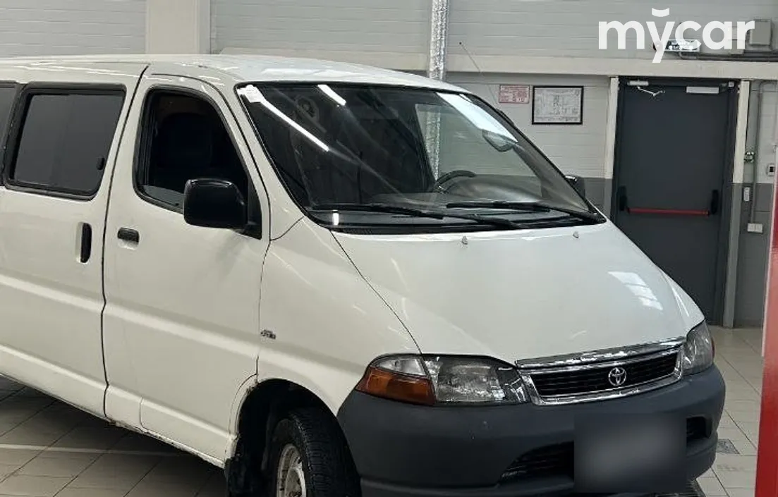 Toyota Hiace 2003