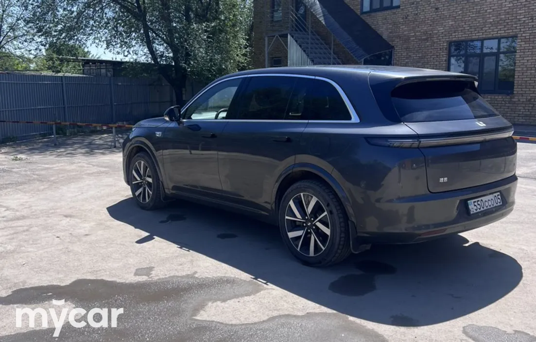 LiXiang L7 2023