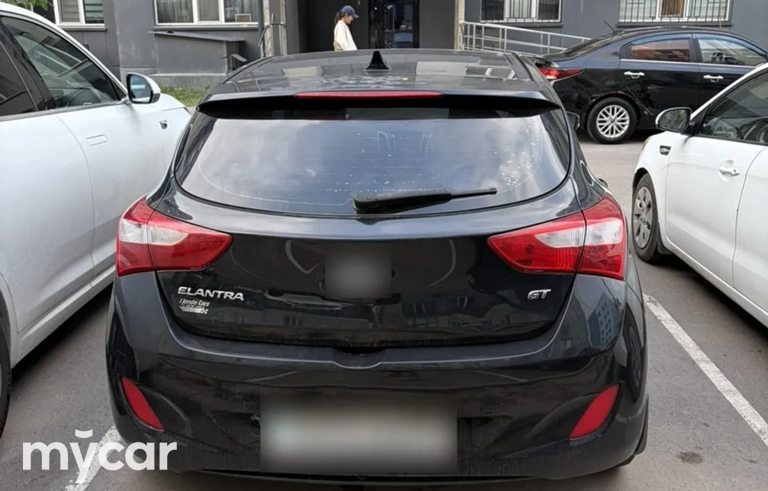 Hyundai Elantra 2013