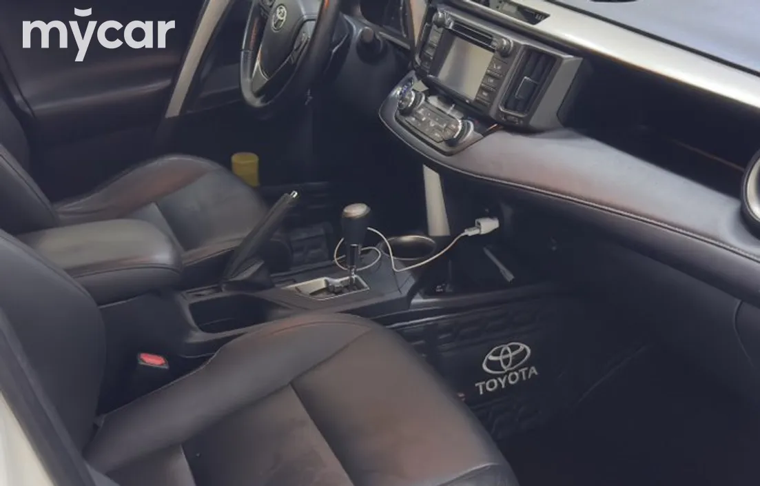 Toyota RAV4 2013