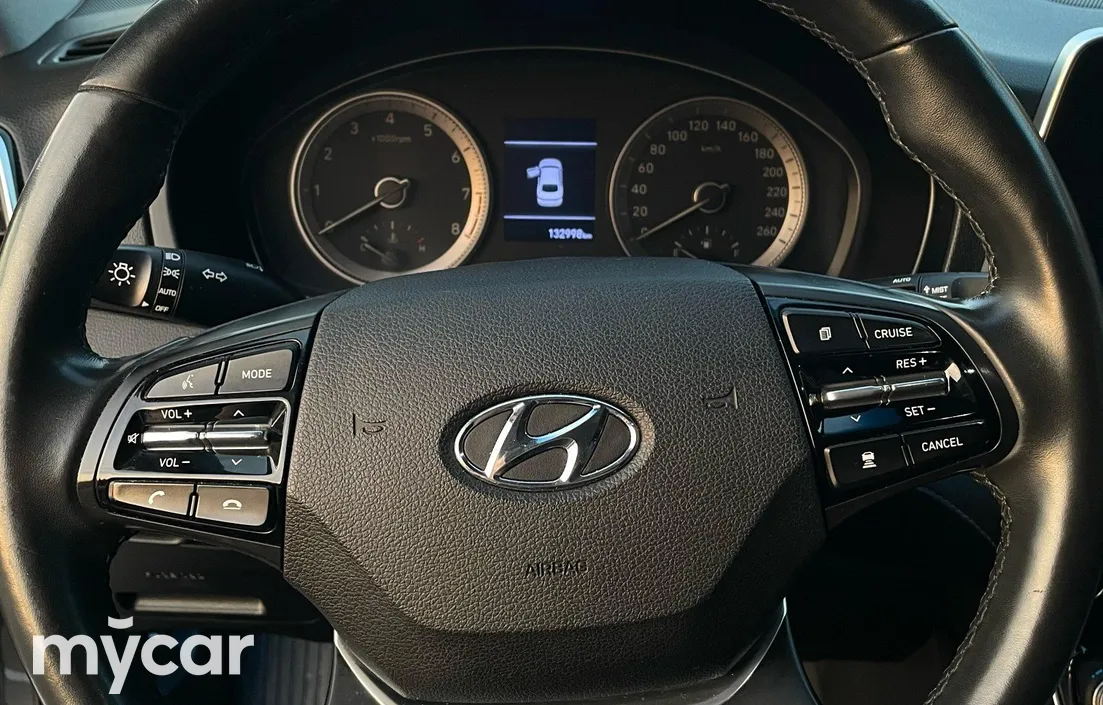 Hyundai Grandeur 2016