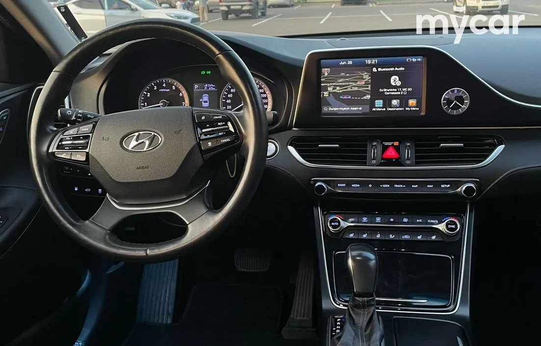 Hyundai Grandeur 2016