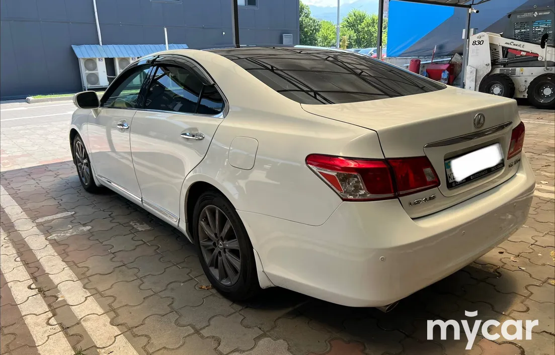 Lexus ES 2011