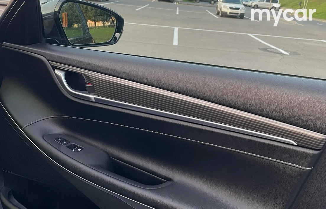 Hyundai Grandeur 2016