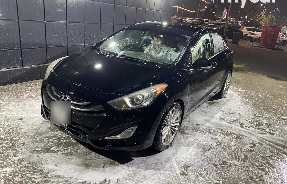 Hyundai Elantra 2013