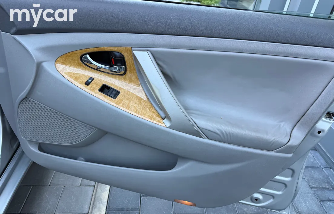 Toyota Camry 2007