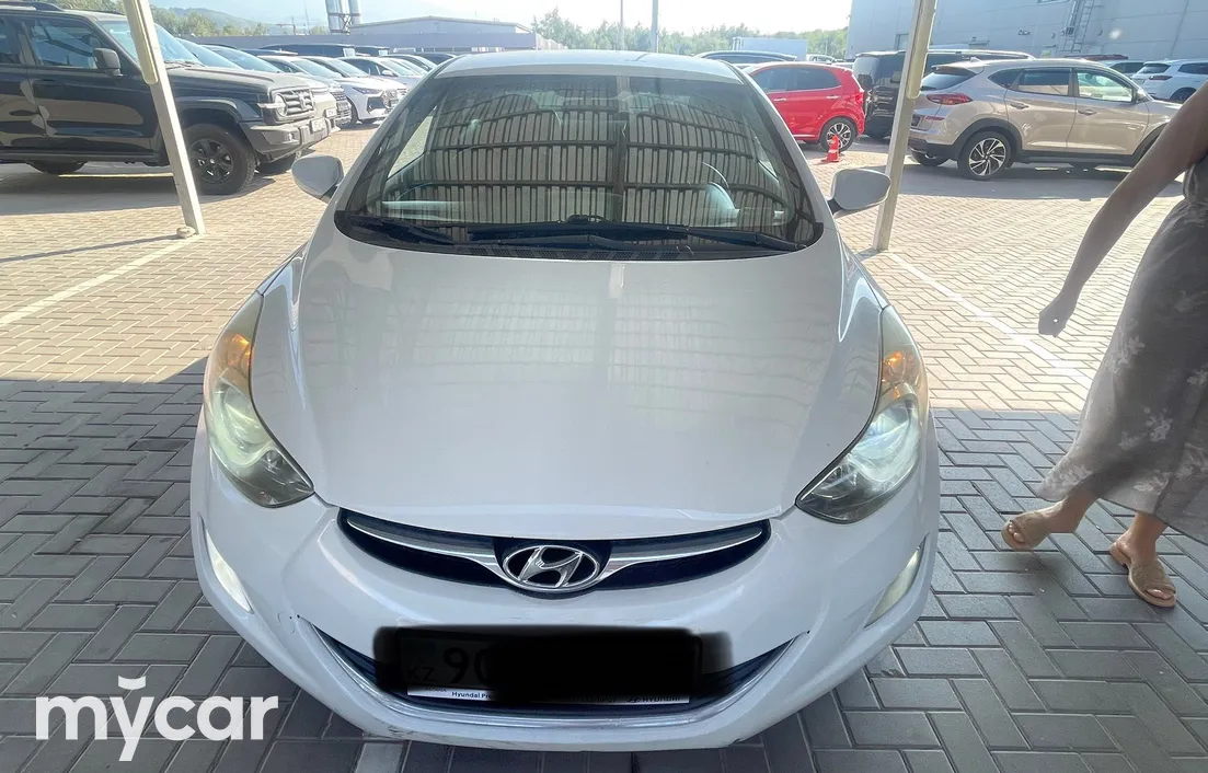 Hyundai Avante 2010