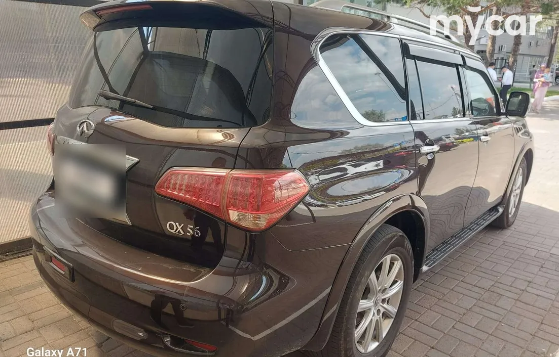 Infiniti QX56 2011