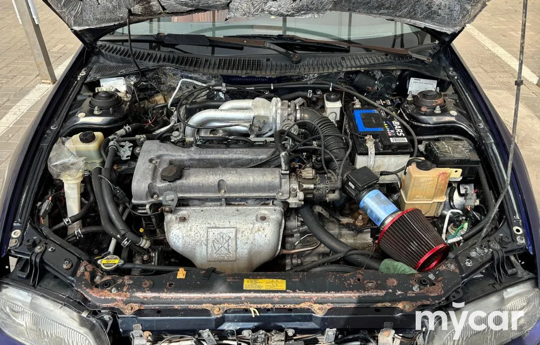 Mazda 323 1996