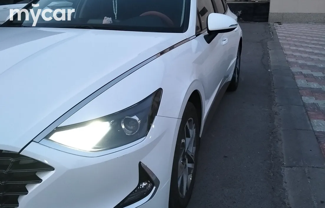 Hyundai Sonata 2022