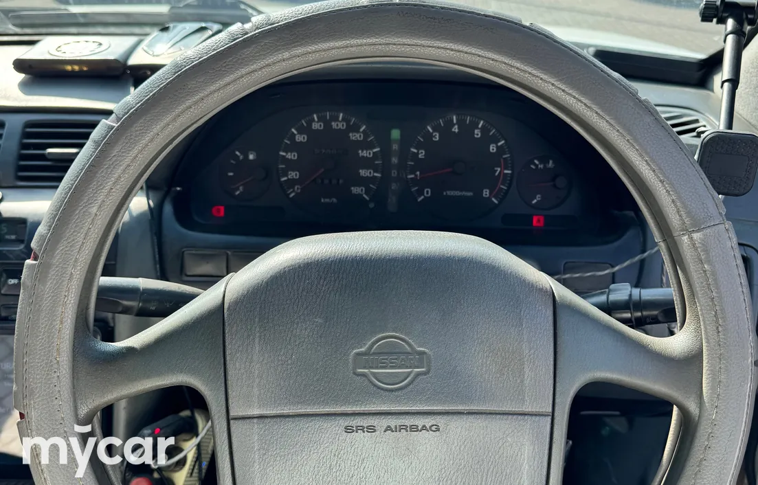 Nissan Cefiro 1995