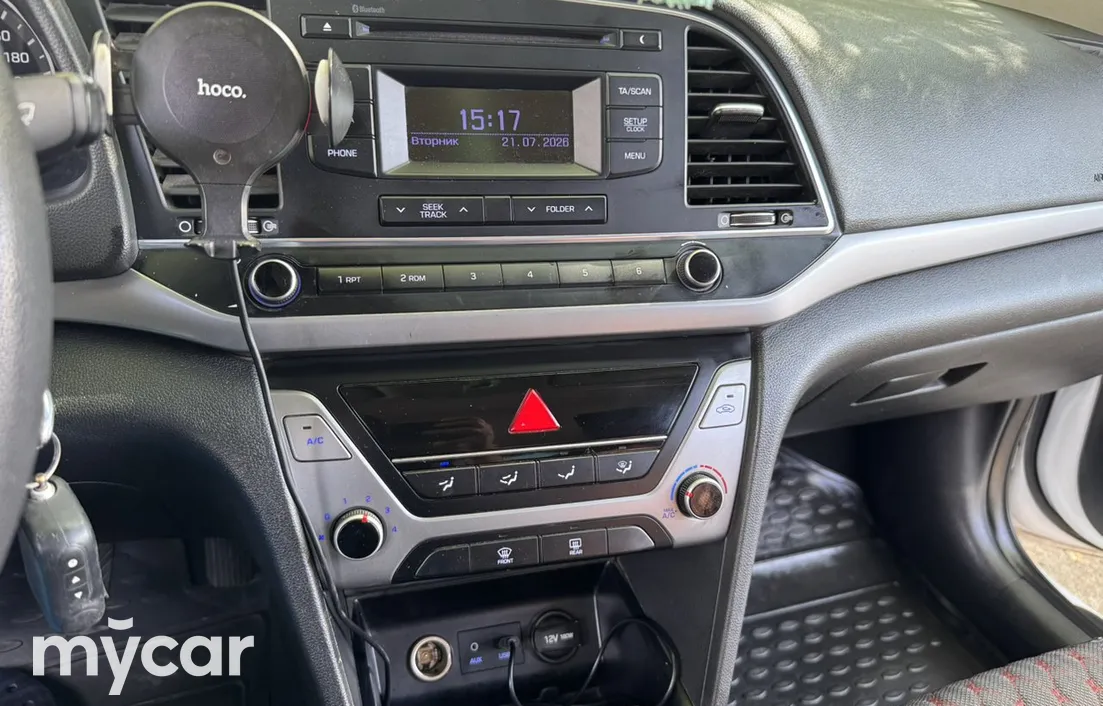 Hyundai Elantra 2018