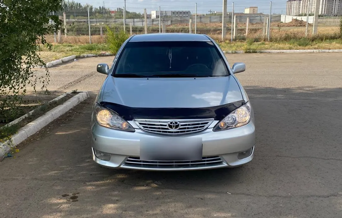 Toyota Camry 2004